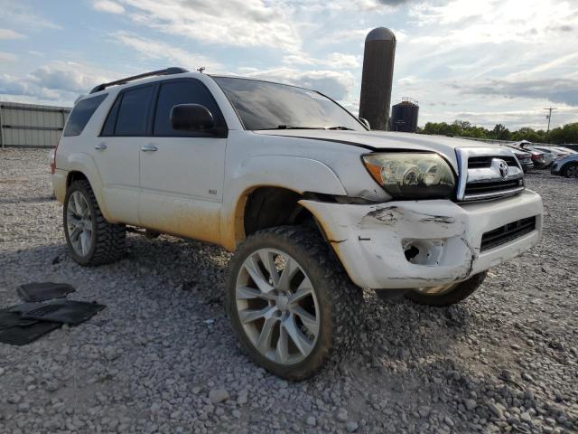 JTEZT14R268009382 - 2006 TOYOTA 4RUNNER SR5 WHITE photo 4