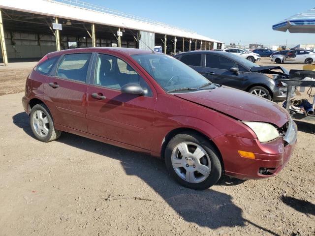 1FAFP37NX6W169169 - 2006 FORD FOCUS ZX5 MAROON photo 4