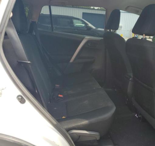 2T3ZFREV7GW235211 - 2016 TOYOTA RAV4 LE WHITE photo 11