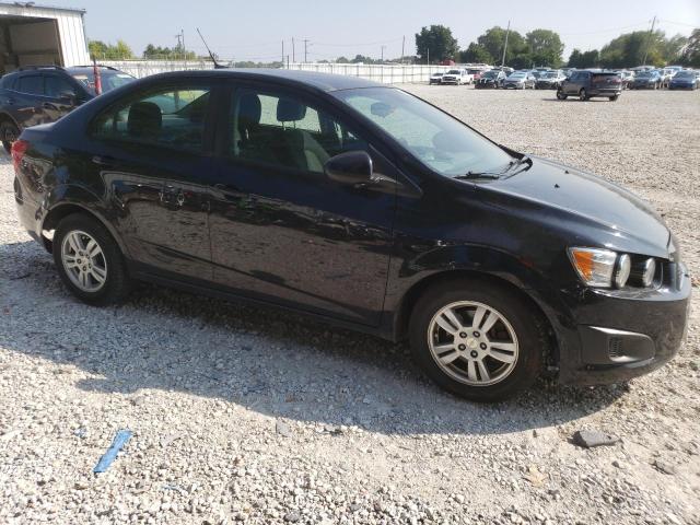 1G1JA5SH4C4121749 - 2012 CHEVROLET SONIC LS შავი ფოტო 4