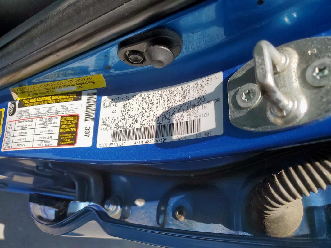3TMLU42N09M032636 - 2009 TOYOTA TACOMA DOUBLE CAB Синий фото 12