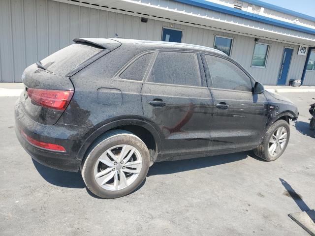 WA1BCCFS1JR005094 - 2018 AUDI Q3 PREMIUM Czarny zdjęcie 3
