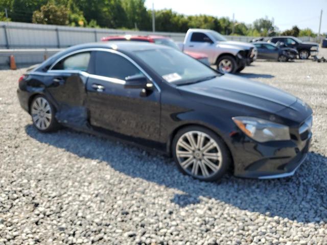 WDDSJ4EB3JN548253 - 2018 MERCEDES-BENZ CLA 250 BLACK photo 4