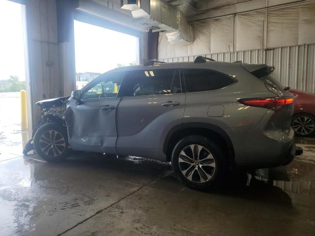 5TDGZRBH8NS181686 - 2022 TOYOTA HIGHLANDER XLE Արծաթագույն լուսանկար 2