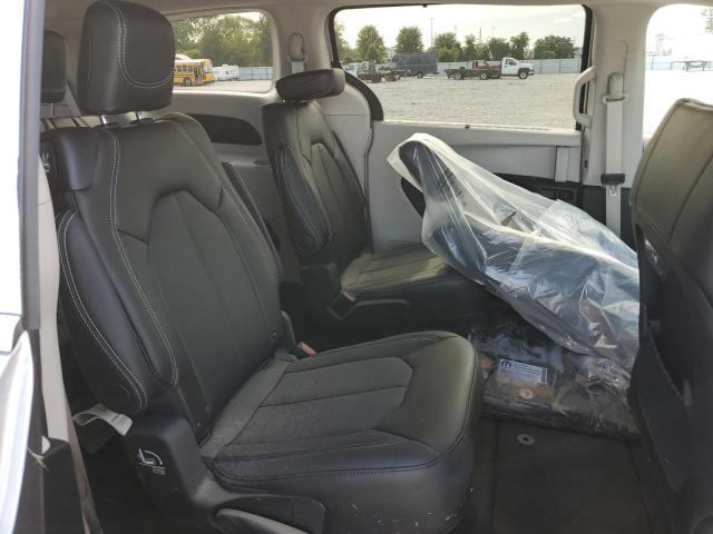 2C4RC1BG1RR168585 - 2024 CHRYSLER PACIFICA TOURING L SILVER photo 11