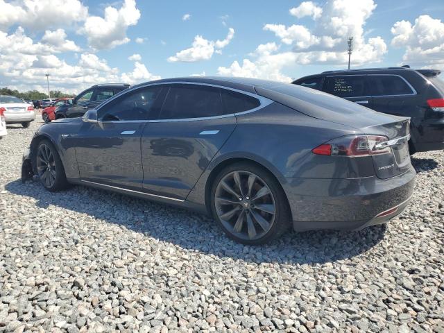 5YJSA1E11FF107971 - 2015 TESLA MODEL S 灰色 照片 2