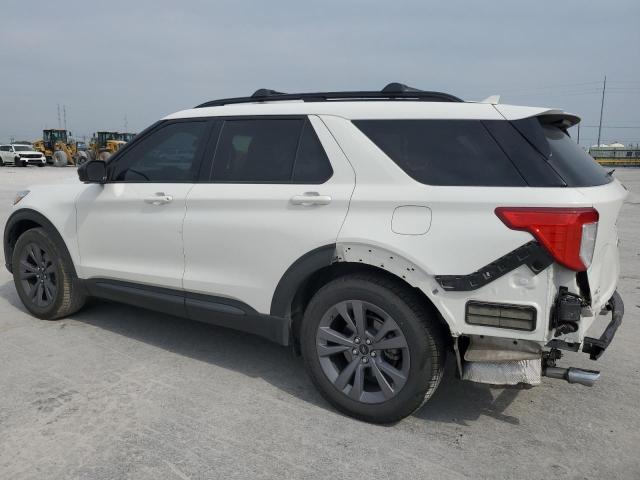 1FMSK7DH6NGA05760 - 2022 FORD EXPLORER XLT Ақ фото 2