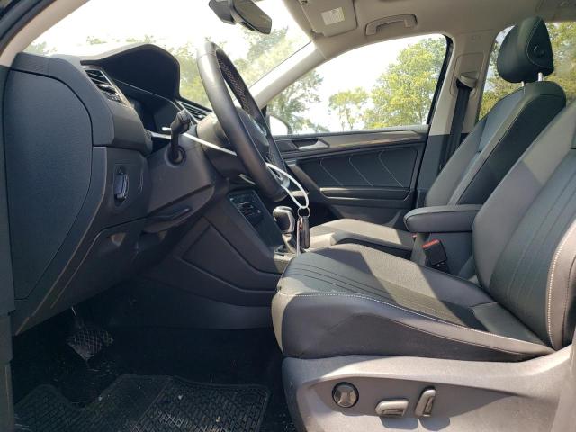 3VV2B7AX1NM164855 - 2022 VOLKSWAGEN TIGUAN SE შავი ფოტო 7