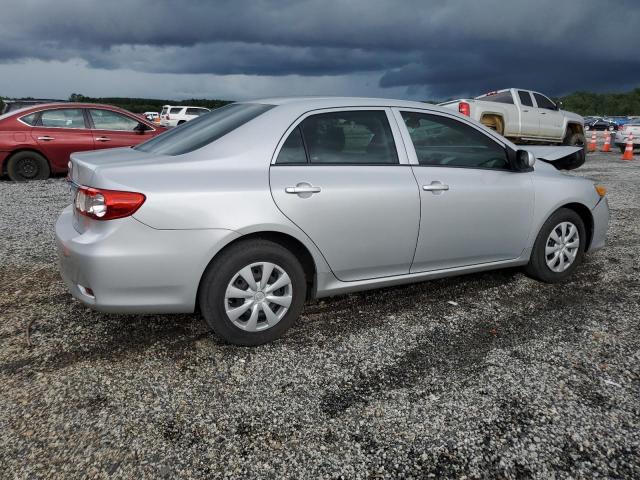2T1BU4EE8DC952748 - 2013 TOYOTA COROLLA BASE 银色 照片 3