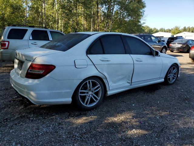 WDDGF8AB3DA742314 - 2013 MERCEDES-BENZ C 300 4MATIC WHITE photo 3