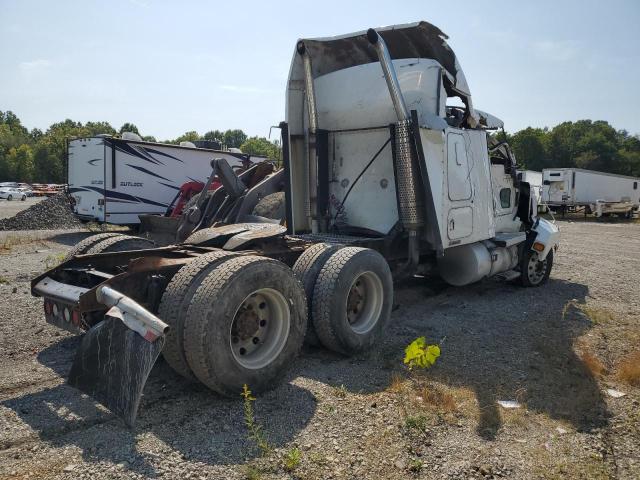 1XKAD49X47J160908 - 2007 KENWORTH CONSTRUCTI T600 WHITE photo 4