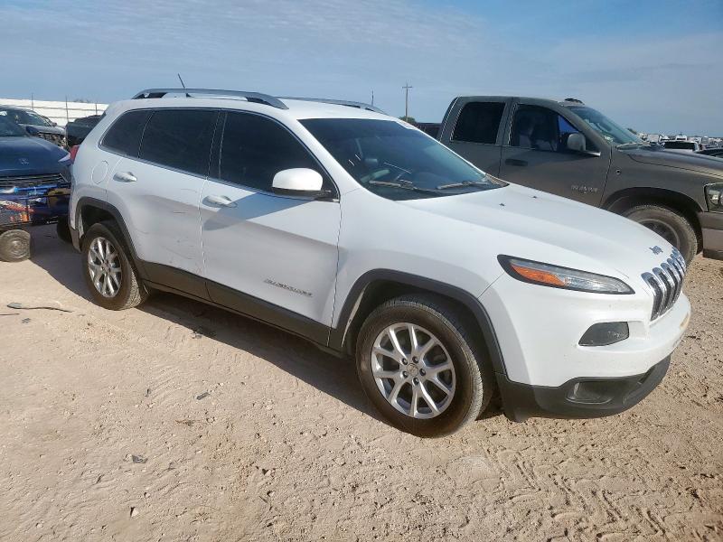 1C4PJLCB1JD558623 - 2018 JEEP CHEROKEE LATITUDE WHITE photo 4