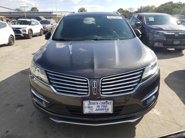 5LMCJ2D95HUL09216 - 2017 LINCOLN MKC SELECT 灰色 照片 5
