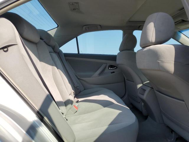 4T1BE46K57U533695 - 2007 TOYOTA CAMRY CE SILVER photo 10