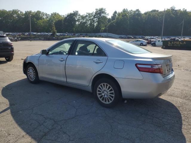4T1BE46K57U533695 - 2007 TOYOTA CAMRY CE SILVER photo 2