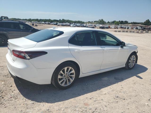 4T1C11AK0RU907297 - 2024 TOYOTA CAMRY LE WHITE photo 3