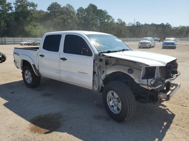 5TFJU4GN6FX067106 - 2015 TOYOTA TACOMA DOUBLE CAB PRERUNNER WHITE photo 4