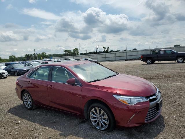 4T1BF1FK1FU888891 - 2015 TOYOTA CAMRY LE RED photo 4