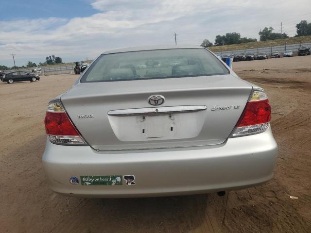 4T1BE30K15U053217 - 2005 TOYOTA CAMRY LE SILVER photo 6