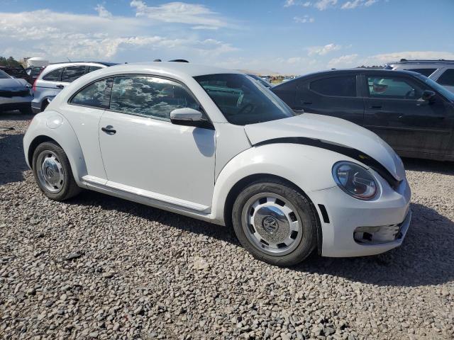 3VWF17AT2GM633368 - 2016 VOLKSWAGEN BEETLE 1.8T WHITE photo 4