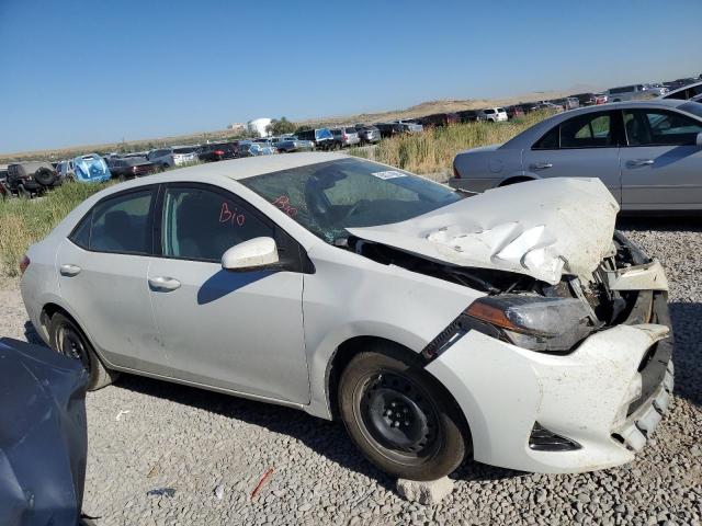 5YFBURHE6JP740029 - 2018 TOYOTA COROLLA L WHITE photo 4