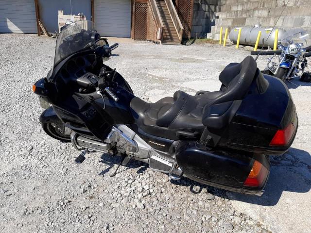 1HFSC47021A001892 - 2001 HONDA GL1800 BLACK photo 3