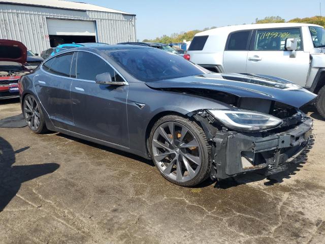 5YJSA1E23KF305812 - 2019 TESLA MODEL S 灰色 照片 4
