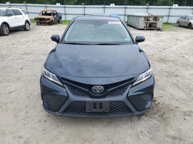 JTNB11HK8J3041506 - 2018 TOYOTA CAMRY L PURPLE photo 5