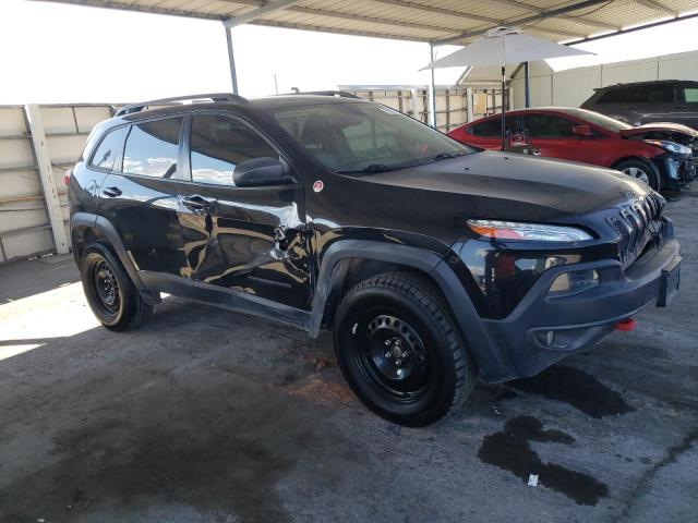 1C4PJMBS4GW306269 - 2016 JEEP CHEROKEE TRAILHAWK BLACK photo 4