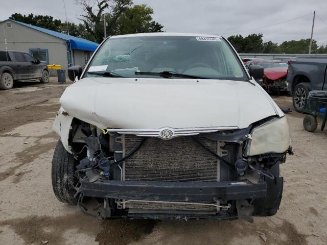 2A8HR44H28R781730 - 2008 CHRYSLER TOWN & COUNTRY LX WHITE photo 5