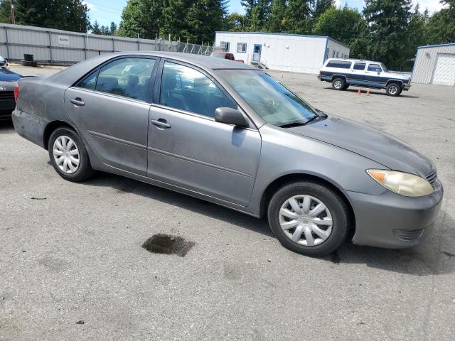 4T1BE32K65U543701 - 2005 TOYOTA CAMRY LE GRAY photo 4