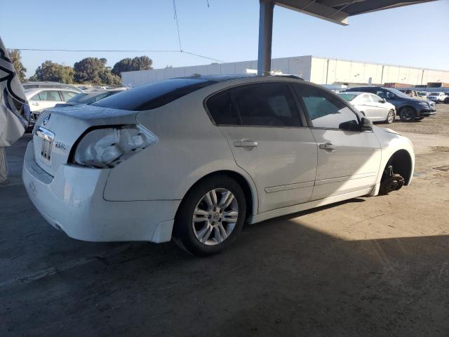 1N4AL2AP3CC144170 - 2012 NISS ALTIMA BASE WHITE photo 3