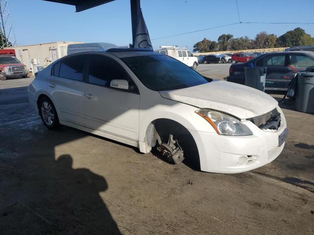 1N4AL2AP3CC144170 - 2012 NISS ALTIMA BASE WHITE photo 4