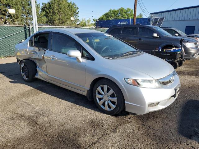 2HGFA1F57BH308850 - 2011 HONDA CIVIC LX فضي صورة 4