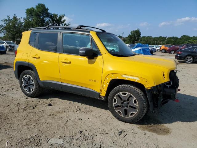 ZACCJBCT0FPB65403 - 2015 JEEP RENEGADE TRAILHAWK YELLOW photo 4