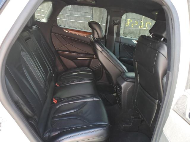 5LMCJ2C93KUL12091 - 2019 LINCOLN MKC SELECT 白色 照片 10