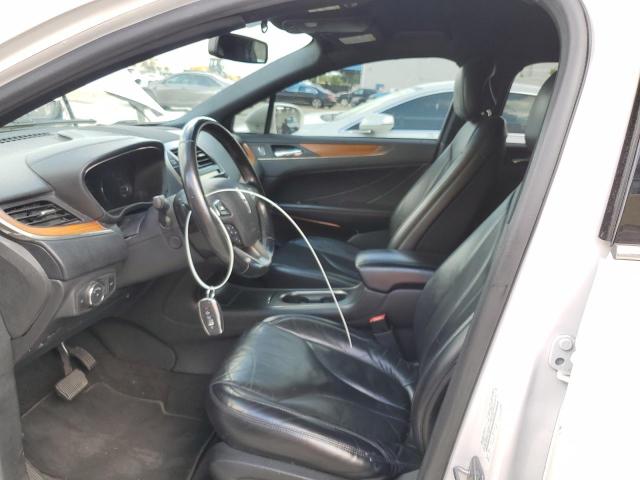 5LMCJ2C93KUL12091 - 2019 LINCOLN MKC SELECT 白色 照片 7