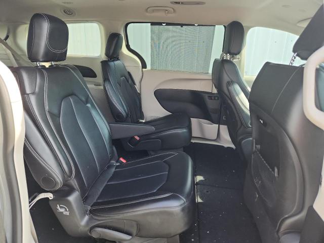 2C4RC1BGXRR143667 - 2024 CHRYSLER PACIFICA TOURING L SILVER photo 11