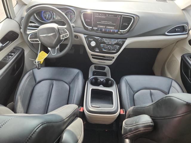 2C4RC1BGXRR143667 - 2024 CHRYSLER PACIFICA TOURING L SILVER photo 8