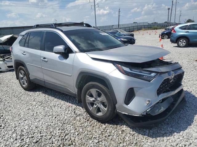 2T3P1RFV7PW408312 - 2023 TOYOTA RAV4 XLE SILVER photo 4