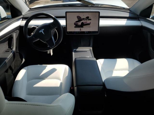 7SAYGAEE5NF538035 - 2022 TESLA MODEL Y 白色 照片 8