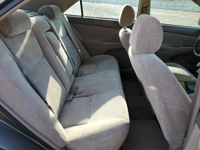 4T1BE32K72U578825 - 2002 TOYOTA CAMRY LE BEIGE photo 10