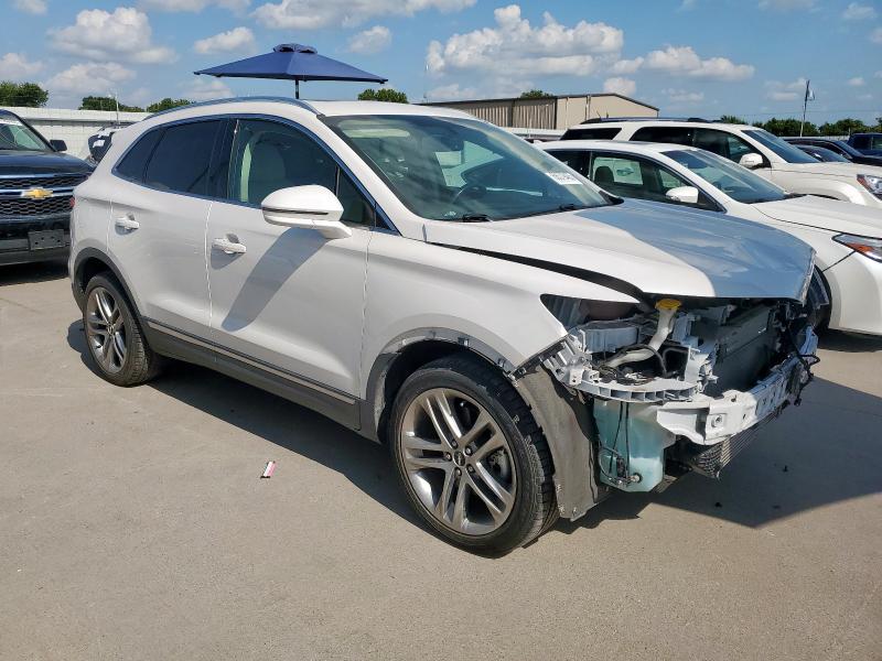 5LMTJ3DH2HUL72254 - 2017 LINCOLN MKC RESERVE WHITE photo 4