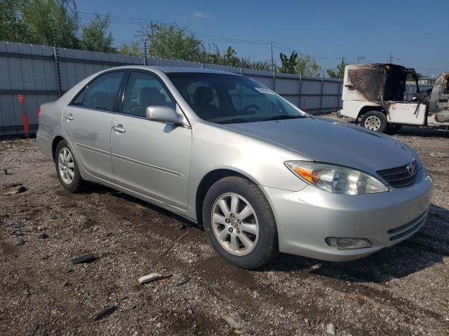 4T1BE30KX3U241568 - 2003 TOYOTA CAMRY LE 银色 照片 4