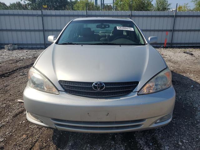 4T1BE30KX3U241568 - 2003 TOYOTA CAMRY LE 银色 照片 5
