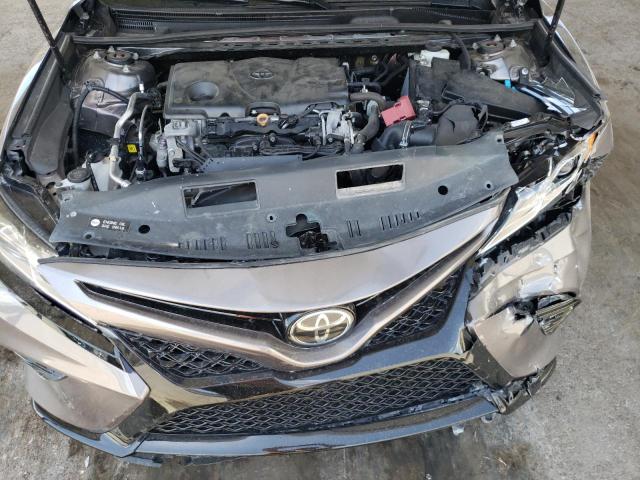 4T1B11HK5KU761227 - 2019 TOYOTA CAMRY L GRAY photo 11