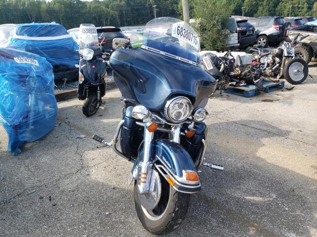 1HD1FCW181Y603283 - 2001 HARLEY-DAVIDSON FLHTCUI BLUE photo 2