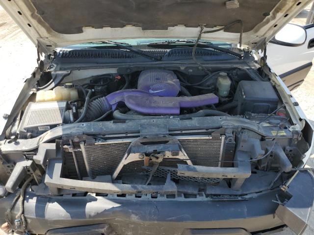 3GNEK13T42G108574 - 2002 CHEVROLET AVALANCHE K1500 WHITE photo 11