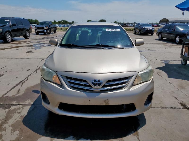 5YFBU4EE2DP142905 - 2013 TOYOTA COROLLA BASE Beżowy zdjęcie 5