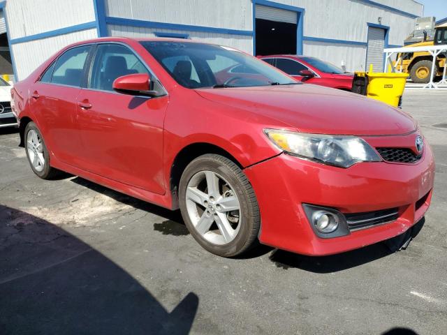 4T1BF1FK4DU695177 - 2013 TOYOTA CAMRY L RED photo 4